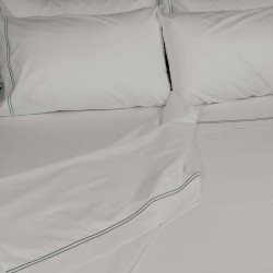 Percale Duvet Cover Egyptian Cotton 200 Thread Count Porto folded back Percale Duvet Cover Egyptian Cotton 200 Thread Count Porto folded back