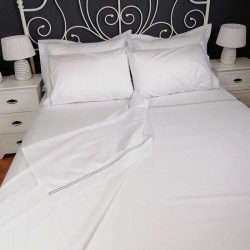 Percale Duvet Cover Egyptian Cotton 200 Thread Count Porto casually folded back Percale Duvet Cover Egyptian Cotton 200 Thread Count Porto casually folded back