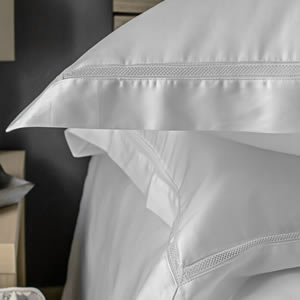 Egyptian cotton luxury bedding Victoria Collection