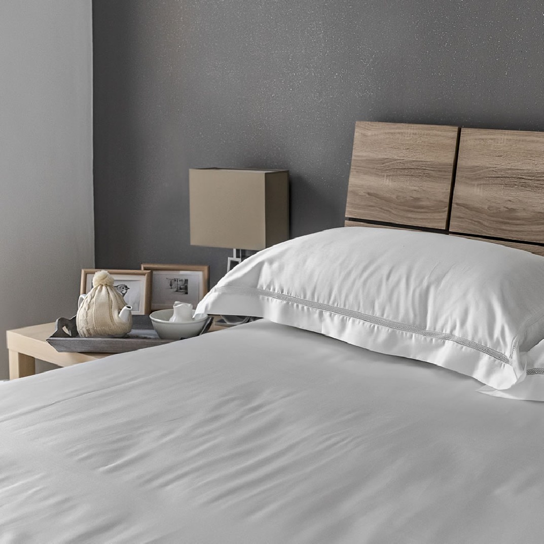 Flat sheets made from white Egyptian cotton Egyptian Cotton Flat Sheets